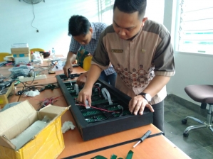 Tim Robotik Mahasiswa Fak. Saintek UIN SU Ciptakan Running Teks Smartphone