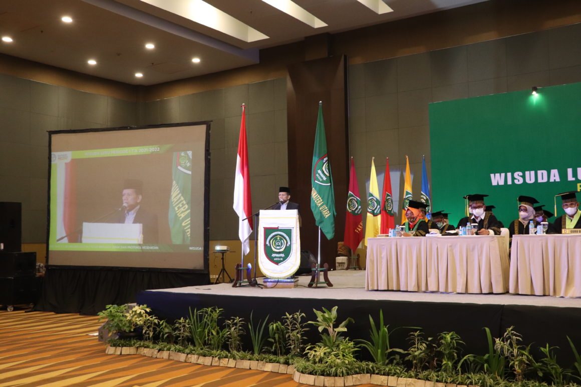 Hadiri Wisuda Sarjana UISU | Prof Syahrin: UISU Kampus Pelopor Integrasi Keilmuan